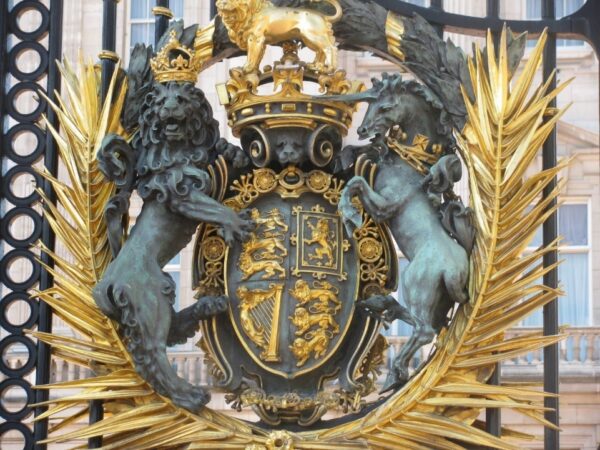 Lion and a unicorn statue