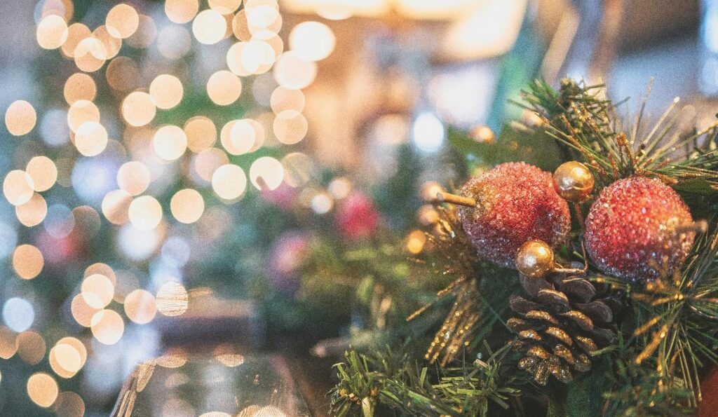 Joyful Winter Garland